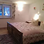 Schusterhof Фермерский дом