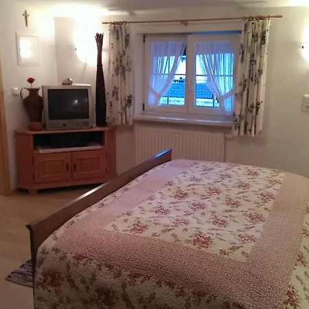 Schusterhof Agroturismo Mittelberg